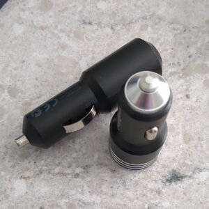 Black and Silver Dual USB Car Charger Adapter